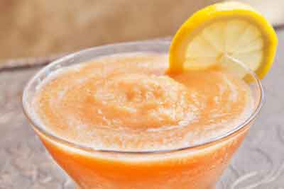Cantaloupe tea daiquiri