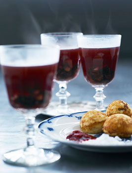 Traditional dish æbleskiver and gløgg. Credit: Lars Ranek