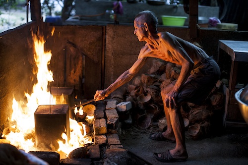 Extreme grilling, Kota Bharu in Kelantan, Malaysia. Credit: David Hagerman