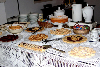 The breakfast table at Il Frantoio. Credit: Martha Rose Shulman