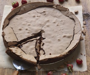 Flourless chocolate cake