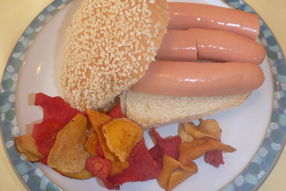 Hot dogs on a round bun. Credit: Barbara Haber