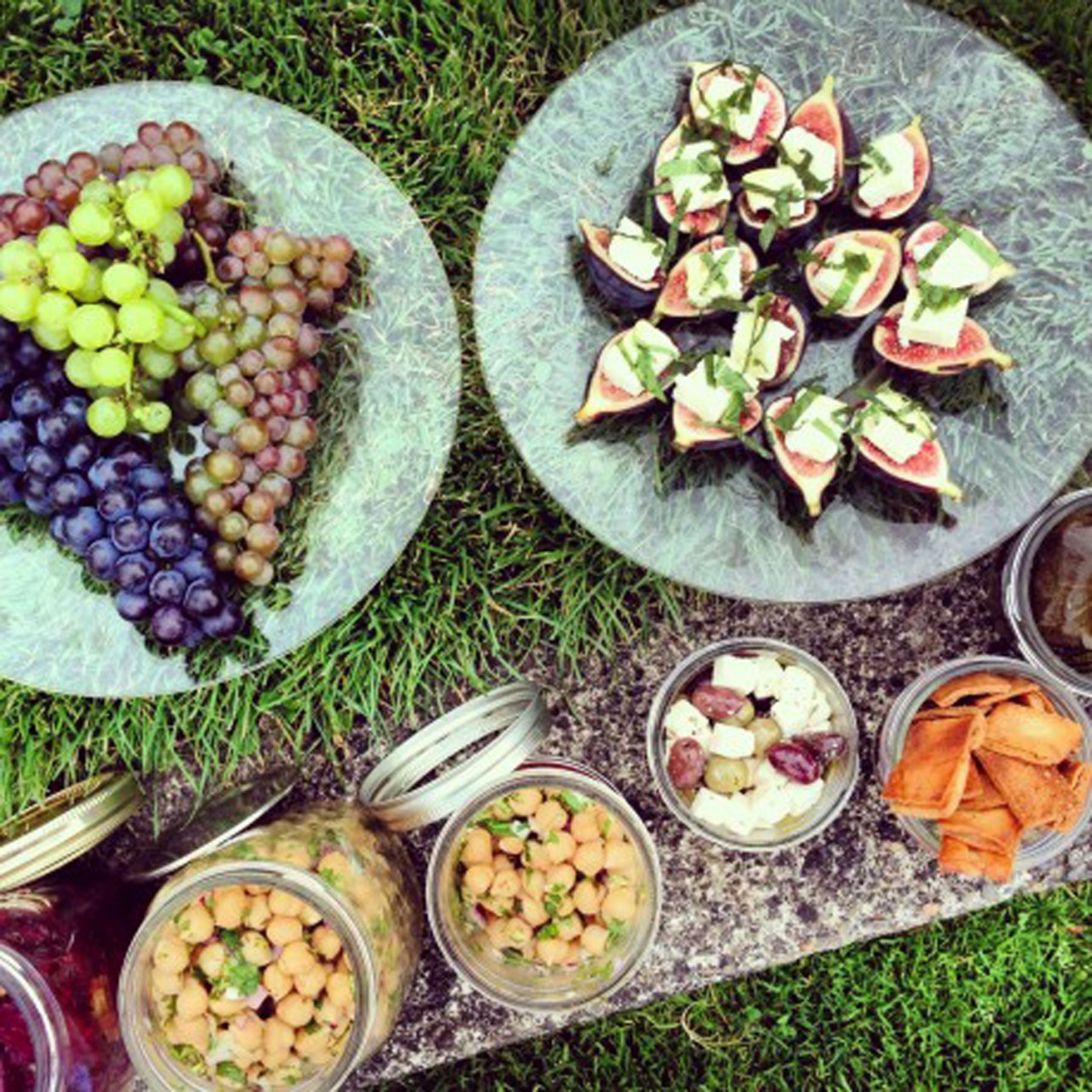 Rather than just throwing food together, give your picnic a theme. Credit: Copyright Jen Stevenson