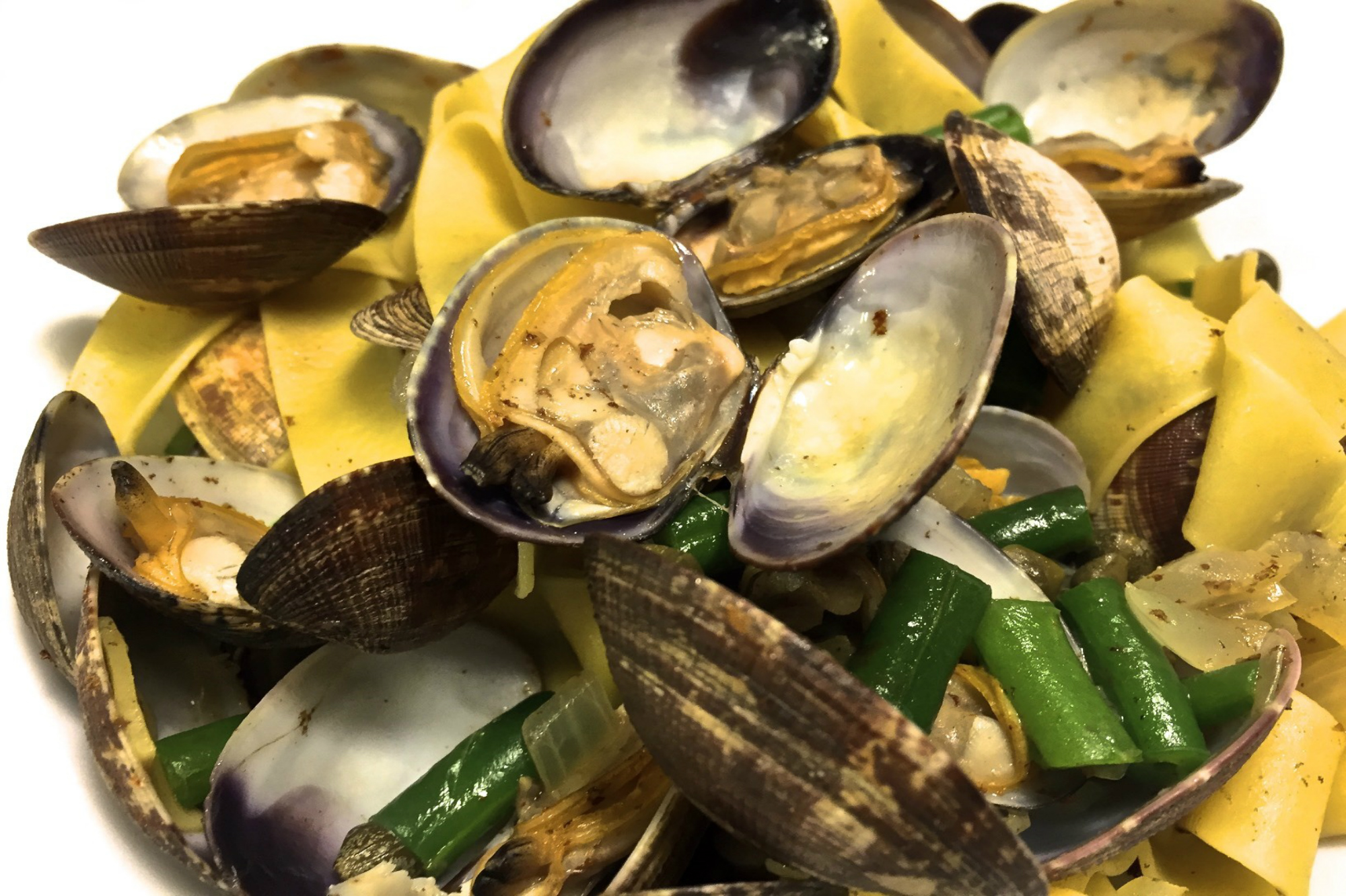 Warm Up With Quick-And-Easy Pasta And Clams Image