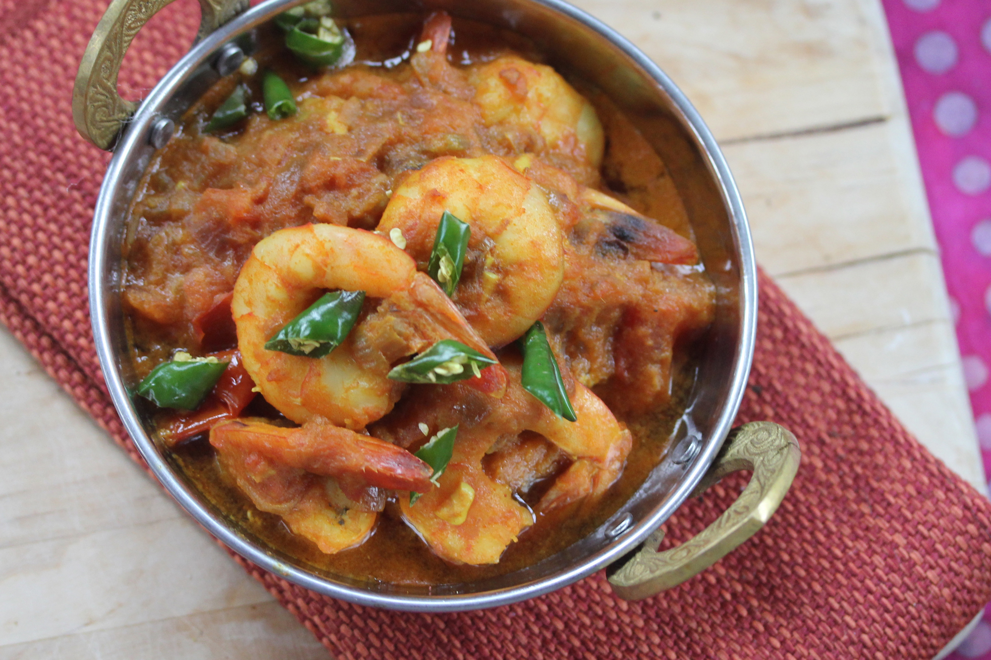 Chingri Bhuna (Shrimp in a Spicy Caramelized Onion and Tomato Sauce)