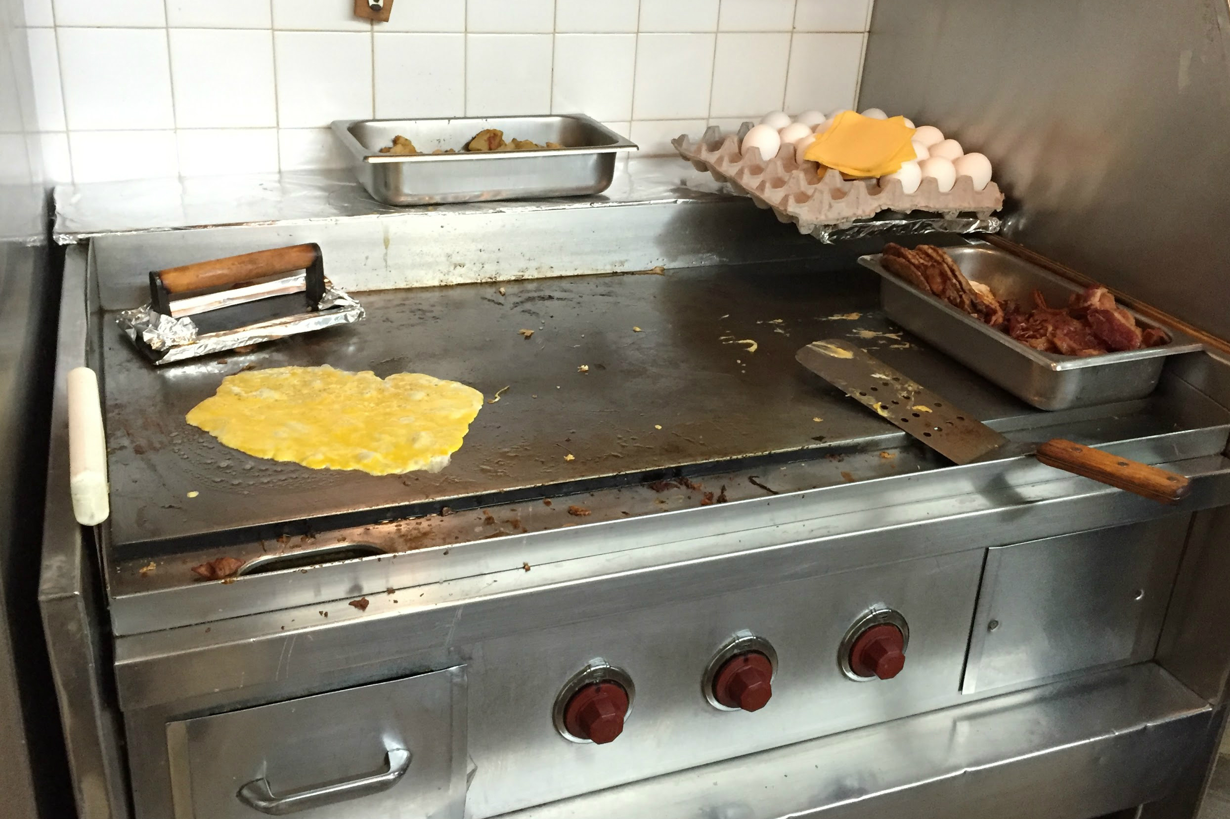 An industrial skillet in New York City shows the sandwich in formation. Credit: Copyright 2016 Nicole Litvack